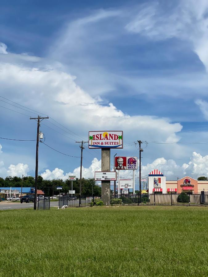 Island Suites Bay City Exterior foto